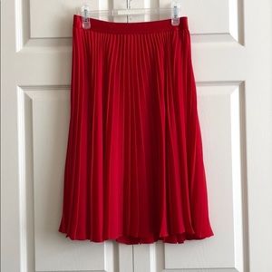 NWT Express red pleated midi skirt